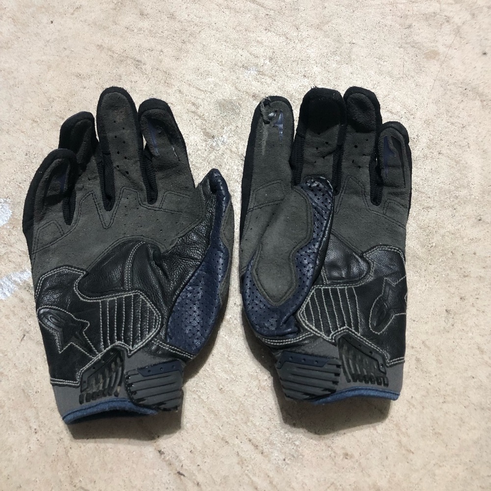 Alpine stars glove racing